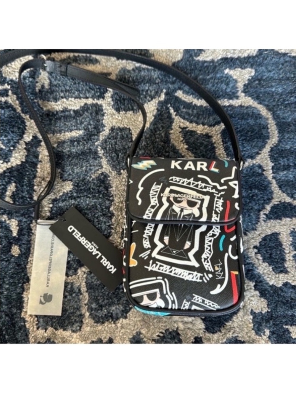 NWT Karl Lagerfeld Graffiti Paris Crossbody Bag/Purse Black White